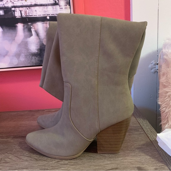 Ana upland Cowboy Boots - Picture 2 of 4